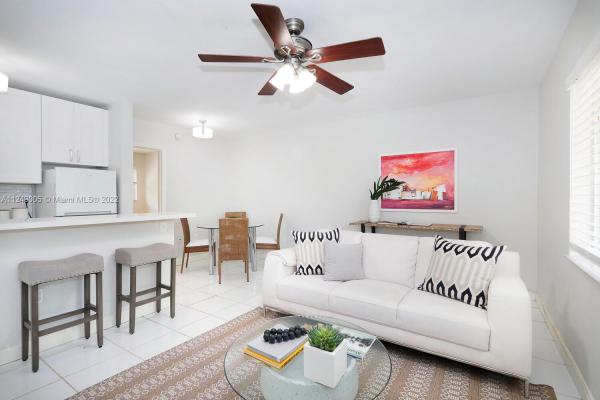 The Oaks At South Miami, 6310 SW 79th St #18, South Miami, Florida 33143, image 1