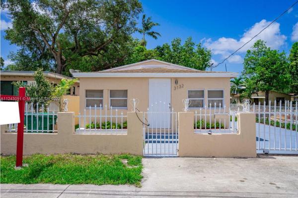 Lauraville Gardens, 3132 NW 43rd St, Brownsville, Florida 33142, image 1