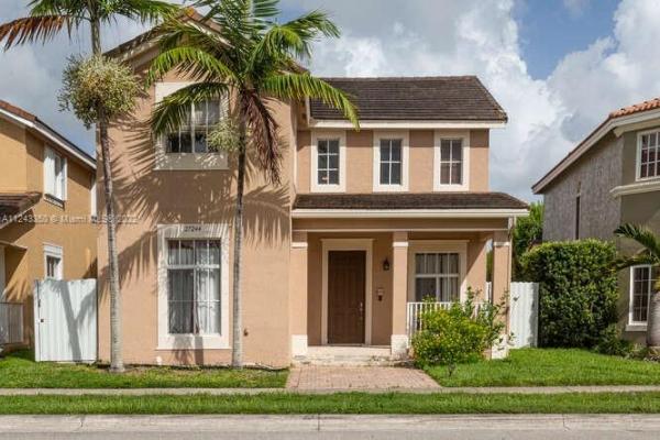 Mandarin Lakes, 27244 SW 140th Ave, Naranja, Florida 33032, image 2