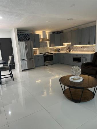 Hialeah Estates, 4182 W 6th Ave, Hialeah, Florida 33012, image 1