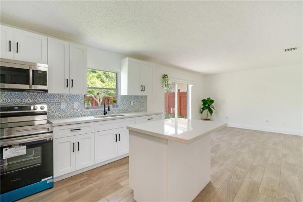 Biscayne Point South, 12145 SW 251st Ter, Princeton, Florida 33032, image 1