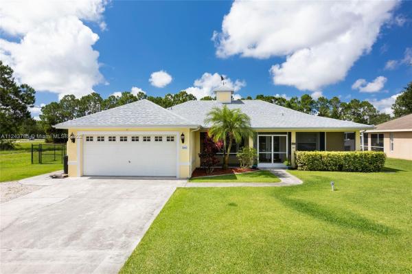 5803 NW Zenith Dr, Florida 34986, image 2