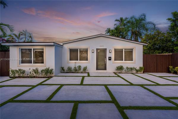 Bird Road Highlands, 3335 SW 87th Ct, Westchester, Florida 33165, image 1