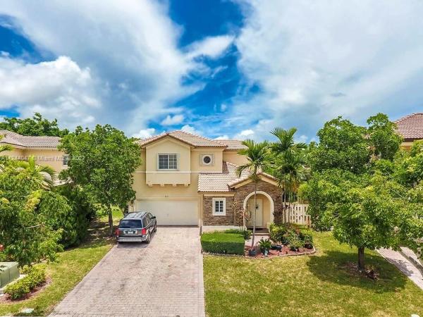 The Reserve At Isles Of Bayshore, 8771 SW 220th St, Cutler Bay, Florida 33190, image 1