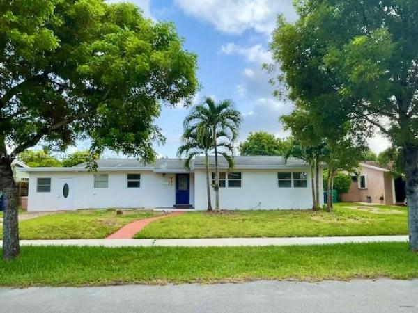 Sierra Mirada, 961 NW 200th St, Miami Gardens, Florida 33169, image 2