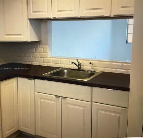 Biscayne Lake Gardens, 2950 NE 201st Ter #E322, Aventura, Florida 33180, image 1