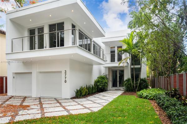 Douglas Circle, 3770 Kumquat Ave, Miami, Florida 33133, image 1
