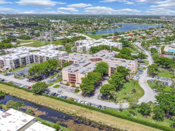 Horizons West, 8420 SW 133rd Ave Rd #104, Kendale Lakes, Florida 33183, image 2