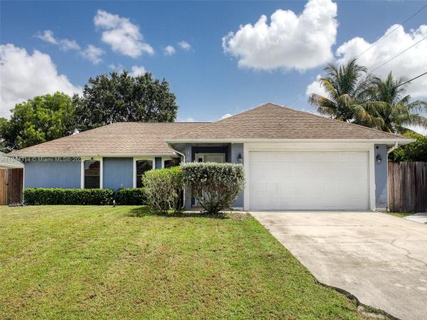 1005 SW Mataro Ave, Florida 34953, image 2