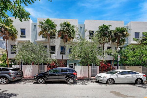 Washington Corner, 709 2nd St #5, Miami Beach, Florida 33139, image 1