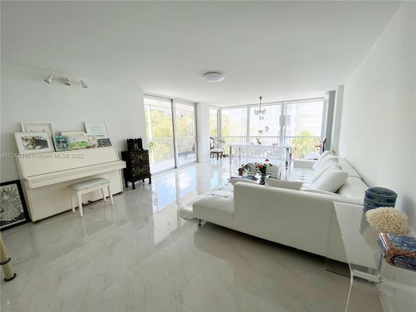 Island Breakers, 150 Ocean Lane Dr #3A, Key Biscayne, Florida 33149, image 1