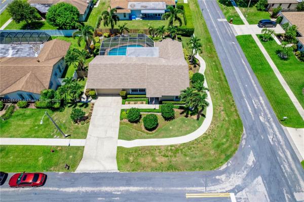 Ridgewood Estates, 555 SW 24th Ave, Boynton Beach, Florida 33435, image 1