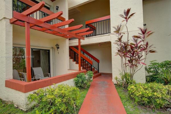 Lago Del Rey, 8610 SW 149th Ave #511, Kendall West, Florida 33193, image 1