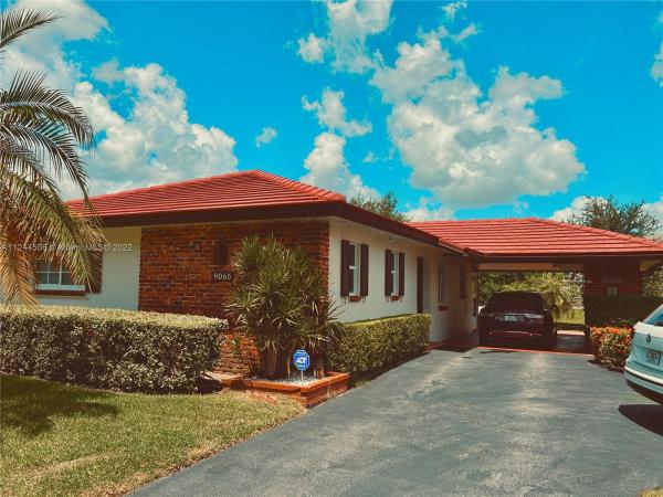 Thunderbird Villas, 9065 Thunderbird Dr, Coral Springs, Florida 33065, image 1