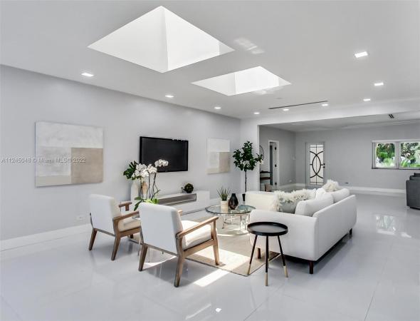 Granada, 1405 Country Club Prado, Coral Gables, Florida 33134, image 2