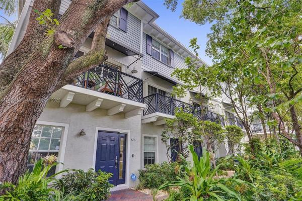 East Village, 426 NE 2nd Ave, Fort Lauderdale, Florida 33301, image 1