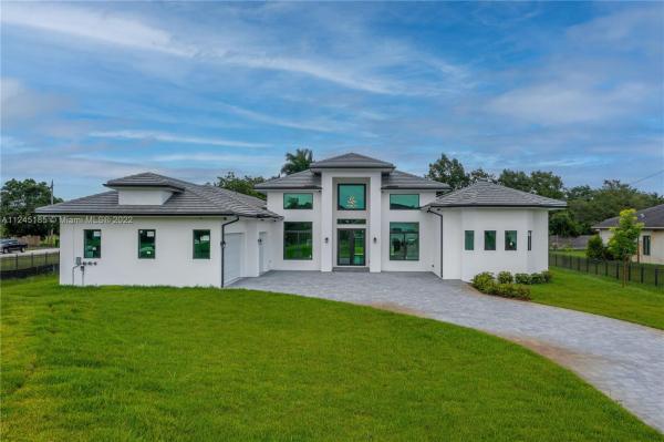 Kangaroo, 15931 SW 56th St, Southwest Ranches, Florida 33331, image 1