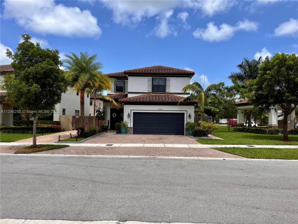 Artesa At Coco Palm Estates, 25265 SW 118, Princeton, Florida 33032, image 2