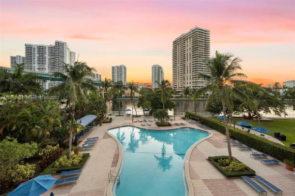 Oceanview A, 19390 Collins Ave #305, Sunny Isles Beach, Florida 33160, image 1