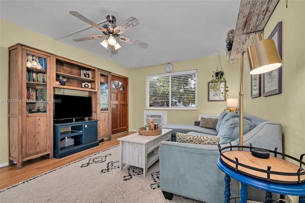 Twin Lakes South, 1250 NW 41st St, Oakland Park, Florida 33309, image 1
