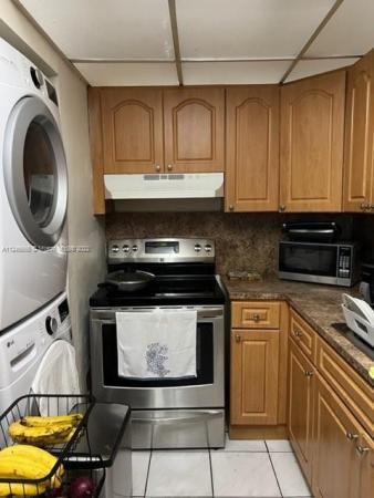 Samari Lake East, 10090 NW 80th Ct #1357, Hialeah Gardens, Florida 33016, image 2
