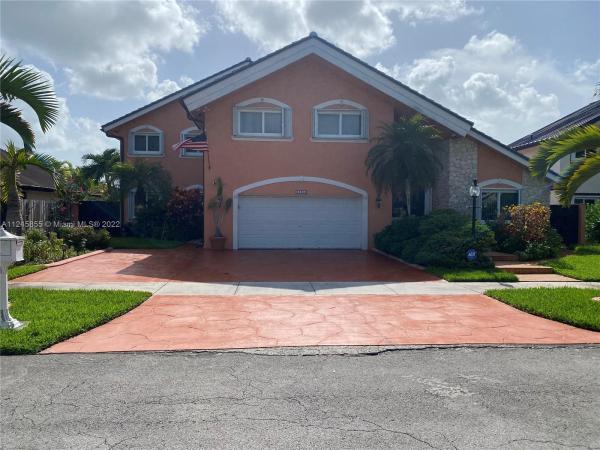 Kendall Trails, 10836 SW 142nd Pl, The Hammocks, Florida 33186, image 1