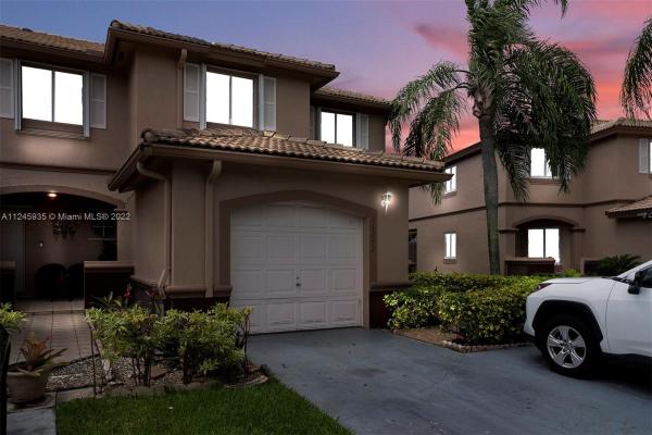 16232 SW 75th St #16232, Unincorporated Dade County, Florida 33193, image 2