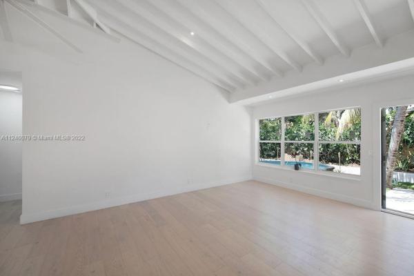 Altos Del Mar, 9272 Harding Ave, Surfside, Florida 33154, image 1