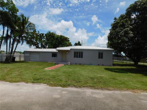 Inlikita, 17895 SW 174th St, Redland, Florida 33187, image 1