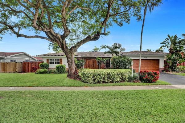 Plantation Landings, 1621 SW 56th Ave, Plantation, Florida 33317, image 1