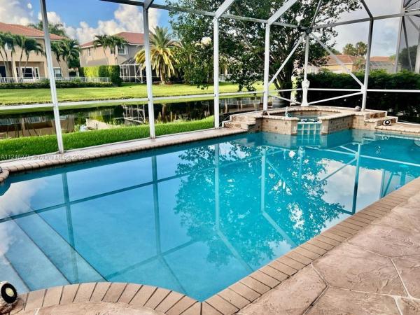 Mayfair At Wyndham Lakes, 12454 NW 53rd St, Coral Springs, Florida 33076, image 1
