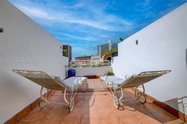Grove Square, 2801 Florida Ave #407, Miami, Florida 33133, image 2