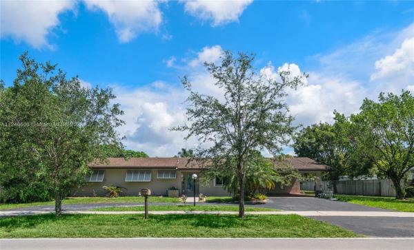Mangowood, 8325 SW 152nd St, Palmetto Bay, Florida 33157, image 1