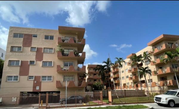 Silver Spring Tower, 1630 W 46th St #208, Hialeah, Florida 33012, image 1