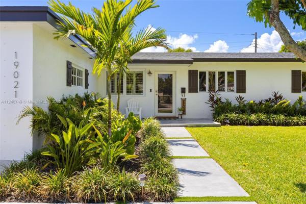 Whispering Pines Estates, 19021 SW 89th Ct, Cutler Bay, Florida 33157, image 2