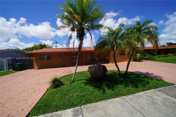 Sunrise Manor, 7811 SW 32nd St, Westchester, Florida 33155, image 1