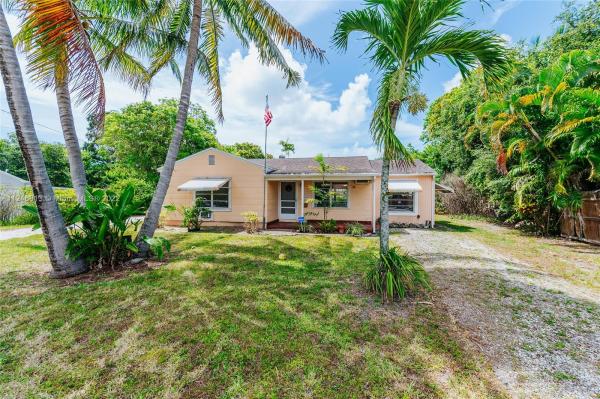 Green Oaks, 1416 NE 133rd Rd, North Miami, Florida 33161, image 1