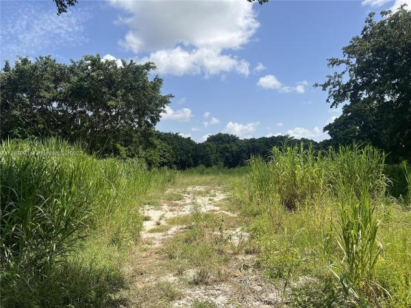 Villa Bello At Live Oak Estates, 15250 SW 20th St, Davie, Florida 33326, image 1