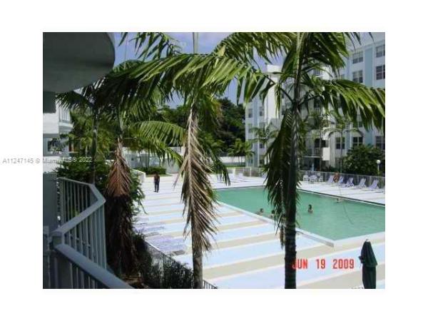 Montecarlo, 486 NW 165th Rd #B-204, Golden Glades, Florida 33169, image 2