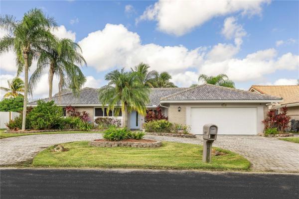 Crossbow At Ivanhoe, 6861 W Longbow Bnd, Davie, Florida 33331, image 1
