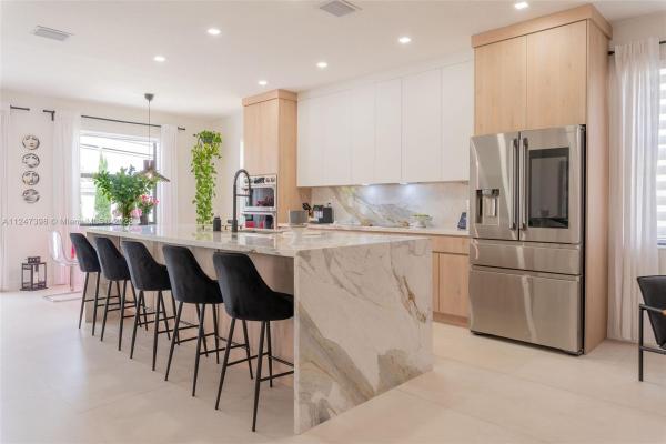 Las Ramblas At Via Ventura, 21048 NE 2nd Ct, Ives Estates, Florida 33179, image 1