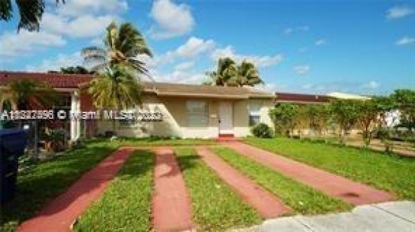 Royale Green, 5502 SW 128th Ave, Kendale Lakes, Florida 33175, image 2