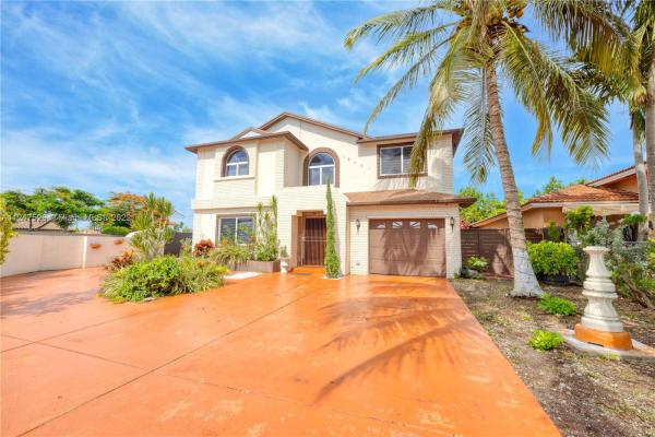 Grapevine, 18401 SW 115th Ave, South Miami Heights, Florida 33157, image 1