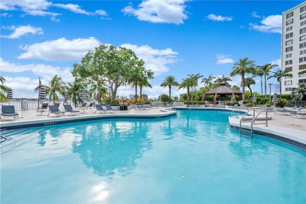 Nine Island Avenue, 9 Island Ave #710, Miami Beach, Florida 33139, image 1