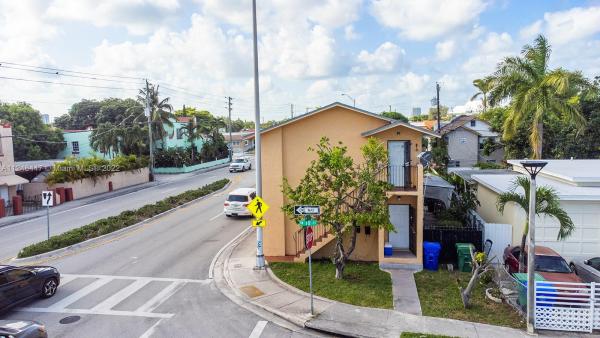 Shenandoah, 1687 SW 10th St, Miami, Florida 33135, image 2