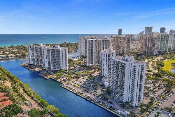 Flamenco, 3731 N Country Club Dr #2029, Aventura, Florida 33180, image 2