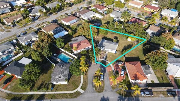 Panuleta Gardens, 16981 NE 8th Ct, North Miami Beach, Florida 33162, image 1