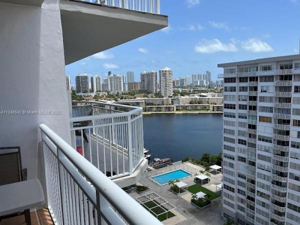 Del Prado, 18051 Biscayne Blvd #1905-1, Aventura, Florida 33160, image 2