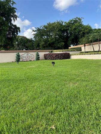 Villa Homes At The Moors, 6273 NW 171st St #6273, Country Club, Florida 33015, image 2