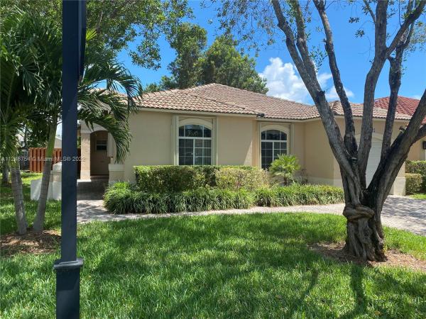 Karenero Falls, 9125 SW 160th Ter, Palmetto Bay, Florida 33157, image 1